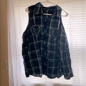 Torrid Cold shoulder flannel